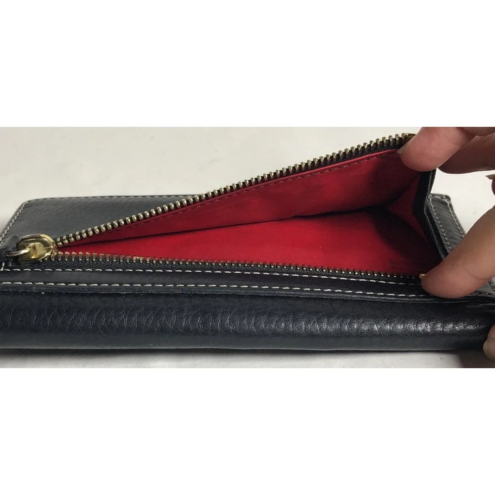 Dooney & Bourke Dillen Black‎ Pebbled Grain Leather Clutch Trifold Wallet